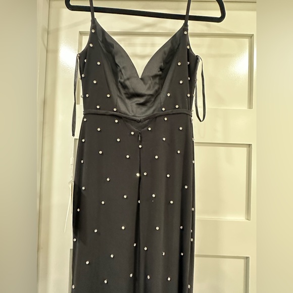 SOLD - RHINESTONE EMBELLISHED V-NECK GOWN Size O COLOR — Black New With Tags - Picture 7 of 7